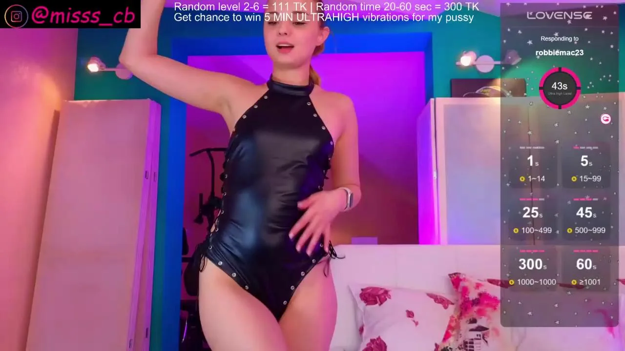 Misss_vikiChaturbate Porn Cam 2024-02-12
