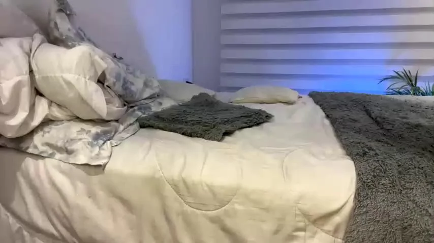 Sexland_22Chaturbate Porn Cam 2023-11-22