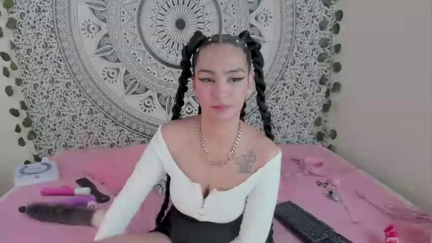 ShurttylegranChaturbate Porn Cam 2023-10-13