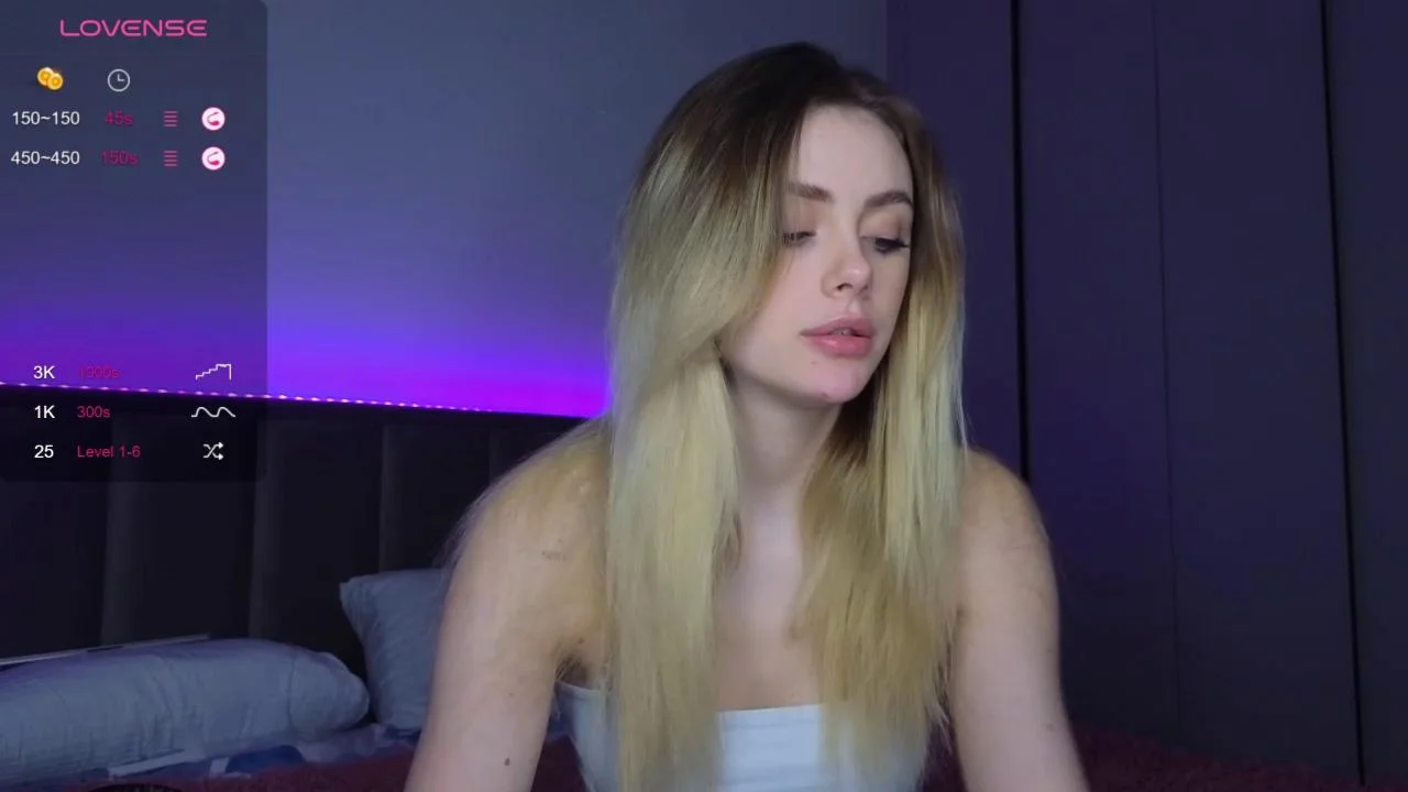 Sky_magicChaturbate Porn Cam 2024-02-18