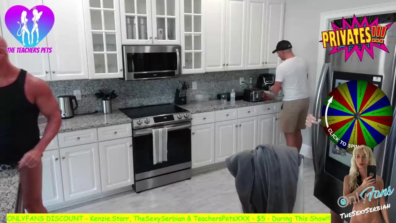 TeacherspetsxxxChaturbate Porn Cam 2024-01-21