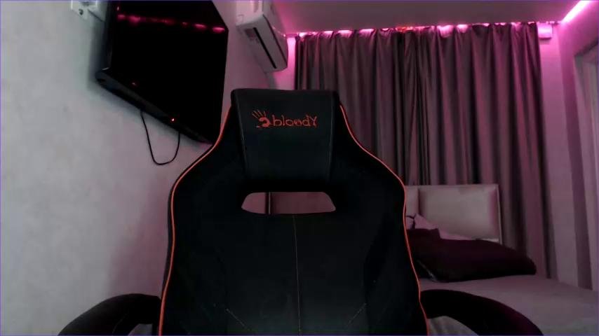 TripleprincesChaturbate Porn Cam 2023-10-12