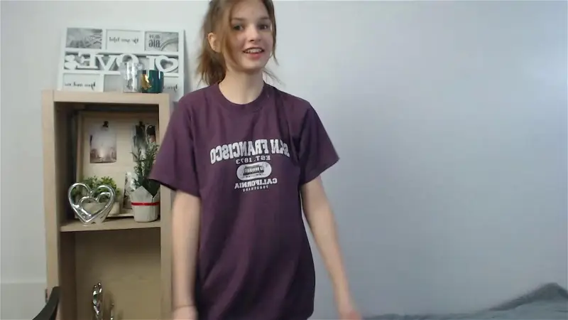 Vivien_slenderChaturbate Porn Cam 2024-02-03