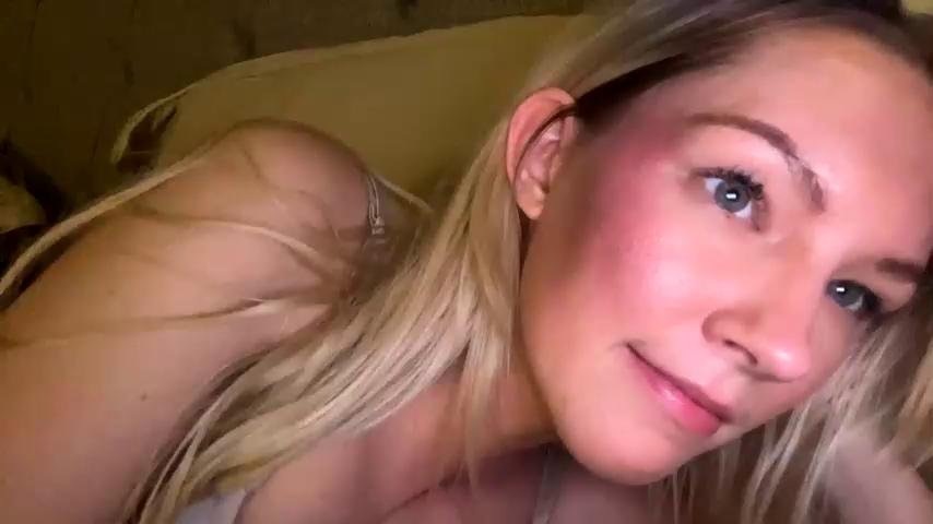 X_dreamgirl_xChaturbate Porn Cam 2023-12-13