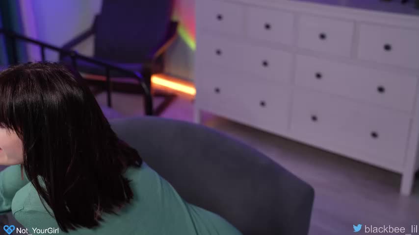 _blackbee_Chaturbate Porn Cam 2023-04-25