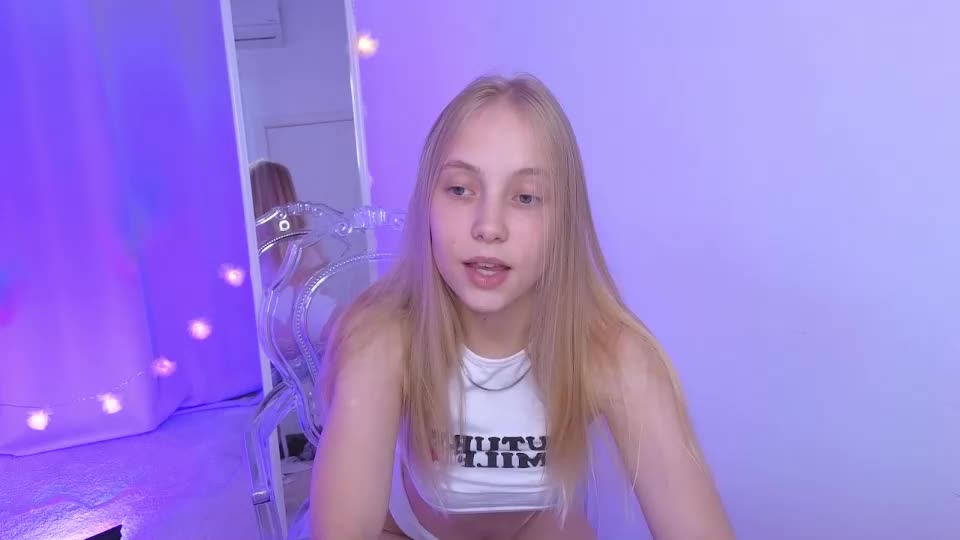 Appr0vedChaturbate Porn Cam 2023-10-01