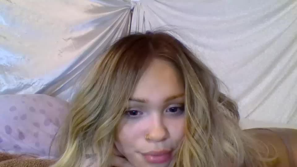 Ari_02Chaturbate Porn Cam 2023-07-22