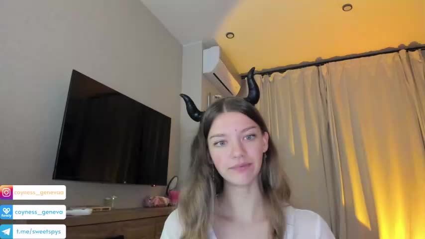 Coyness_genevaChaturbate Porn Cam 2023-09-29