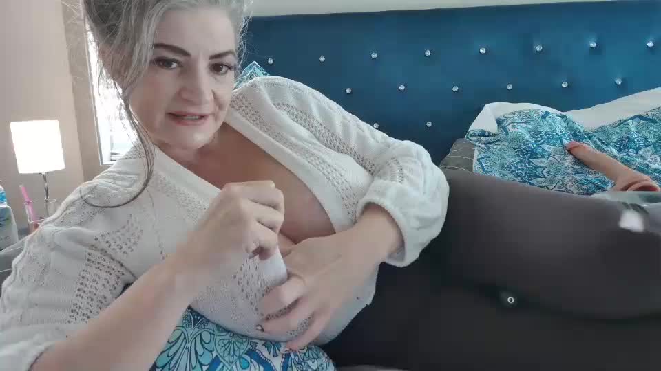 DrippingwetgoddessChaturbate Porn Cam 2023-10-21