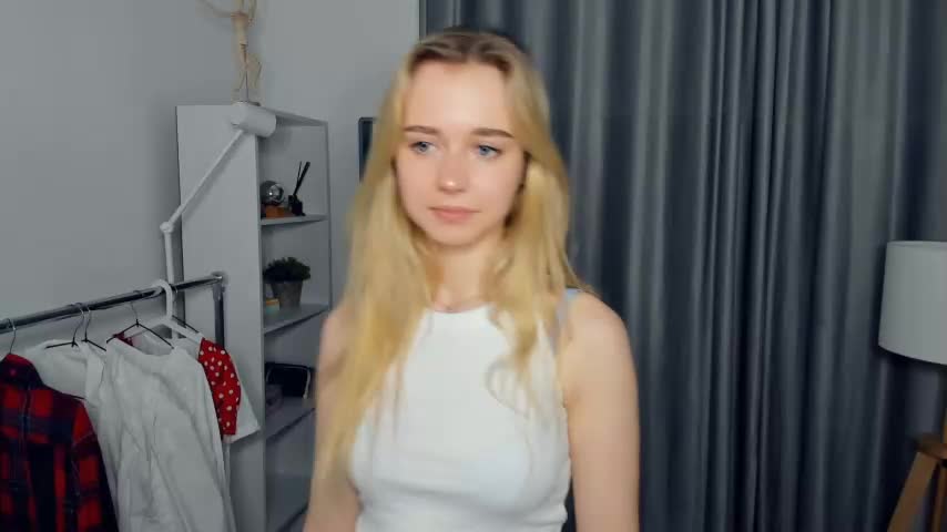 Fresh_cherriesChaturbate Porn Cam 2023-09-18