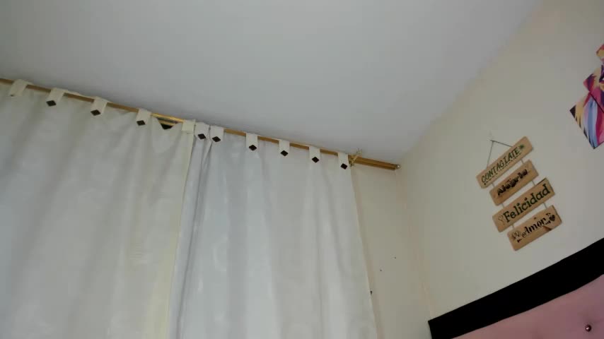 Holly__milkChaturbate Porn Cam 2023-10-18