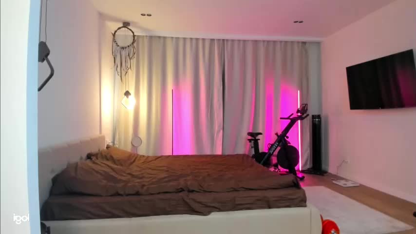 Hot_chill__Chaturbate Porn Cam 2023-06-08