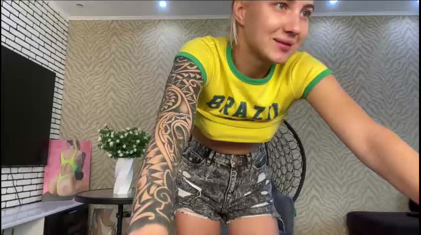 Hotsweet_onesChaturbate Porn Cam 2023-09-01