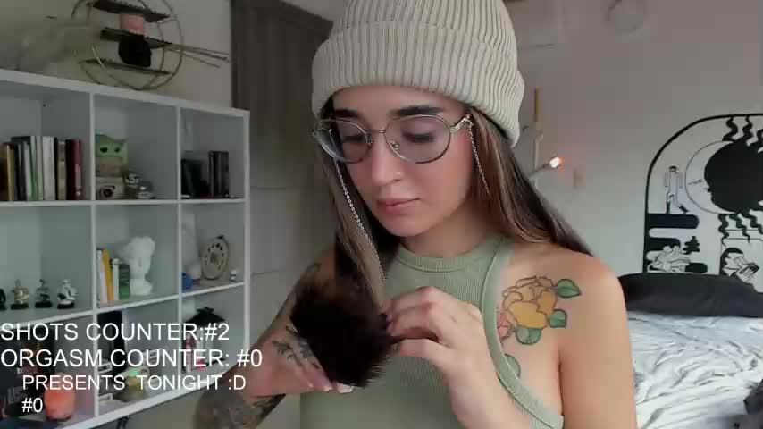 Lonelly_lolly98Chaturbate Porn Cam 2023-10-23