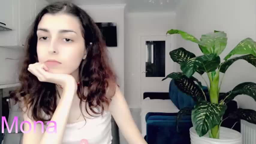 M0na2005Chaturbate Porn Cam 2023-12-12