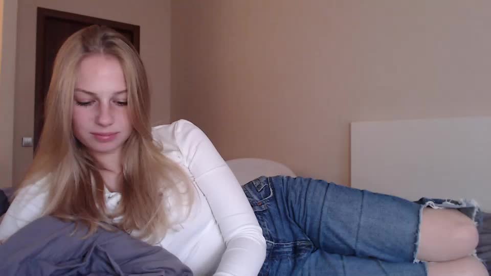 Magic_couple13Chaturbate Porn Cam 2023-09-27