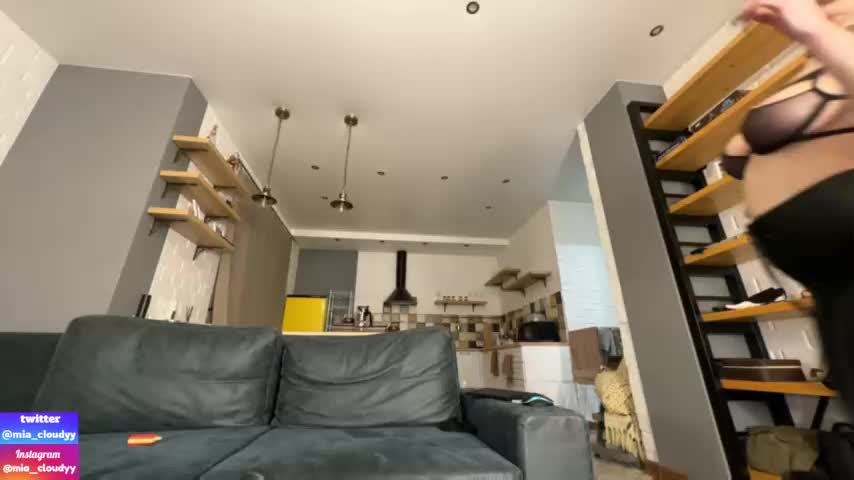 Mia_cloudyChaturbate Porn Cam 2023-09-27