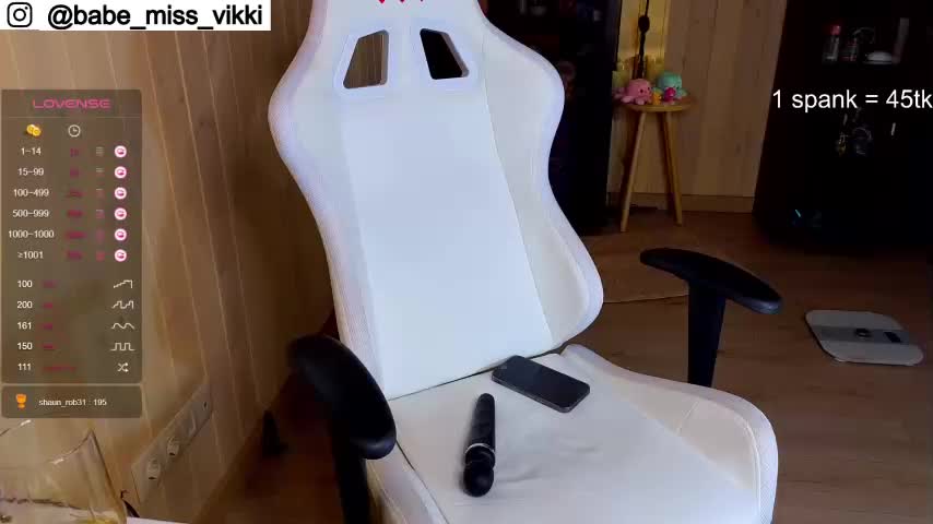 Misss_vikiChaturbate Porn Cam 2023-10-12