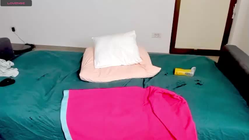 Nicki_thickChaturbate Porn Cam 2023-09-22