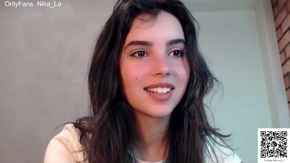 Nika_la_sunChaturbate Porn Cam 2023-04-27
