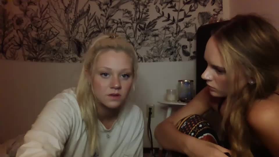 PrettypoliteladiesChaturbate Porn Cam 2023-07-17