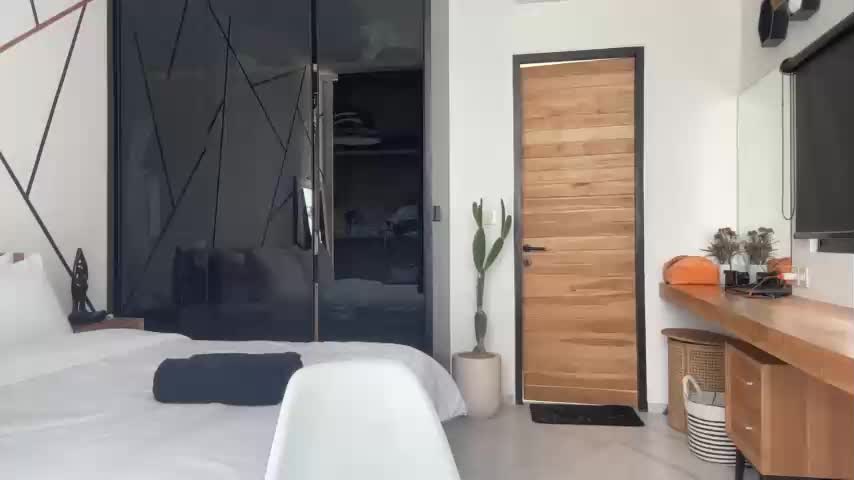 Sweet_tinker_bellChaturbate Porn Cam 2023-10-23