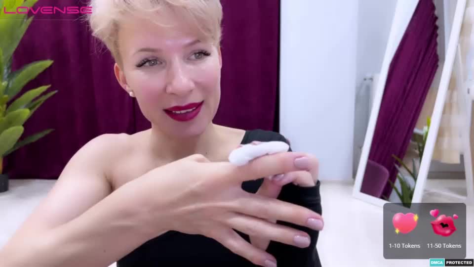UrgoddessjennyChaturbate Porn Cam 2023-04-29