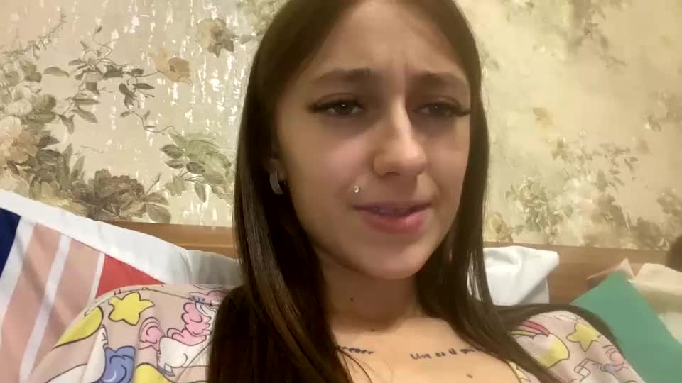 Viktoria9898Chaturbate Porn Cam 2023-11-08