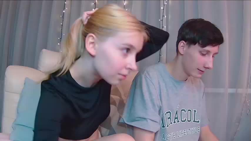 WilliamandmiaChaturbate Porn Cam 2023-05-10