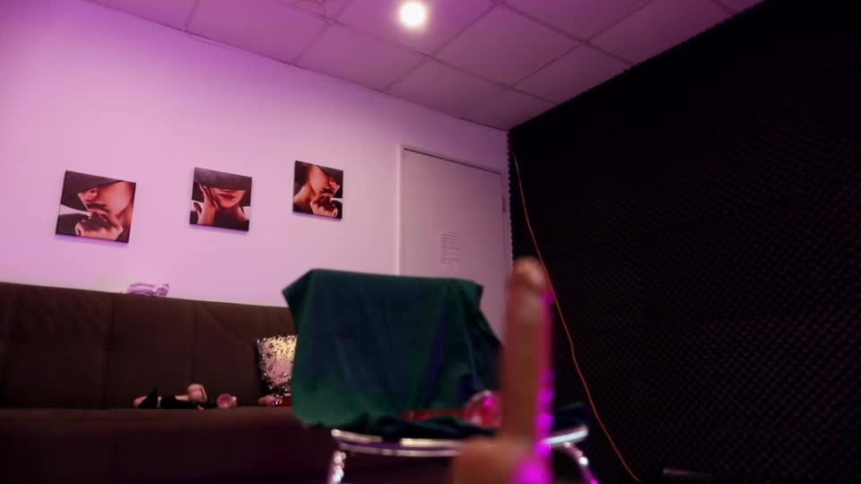 Xrenata_blueChaturbate Porn Cam 2023-07-17