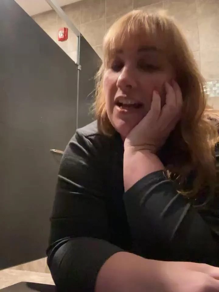 Canadian_BBWStripchat Porn Cam 2023-12-28