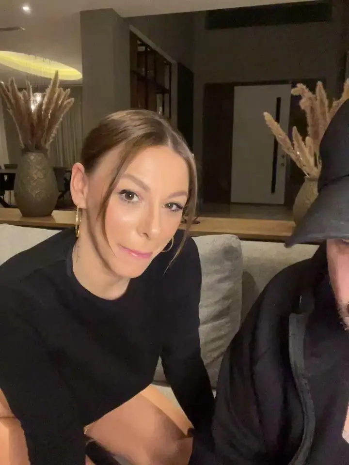 CouplelovestoryStripchat Porn Cam 2024-02-19
