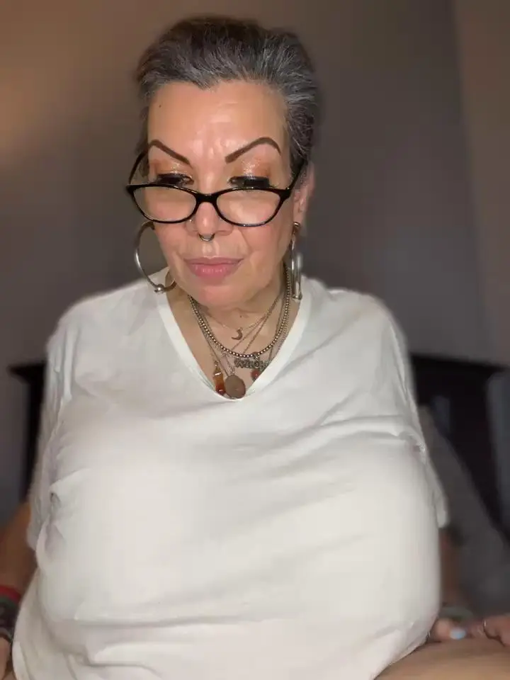 Dieseldame1313Stripchat Porn Cam 2024-01-15