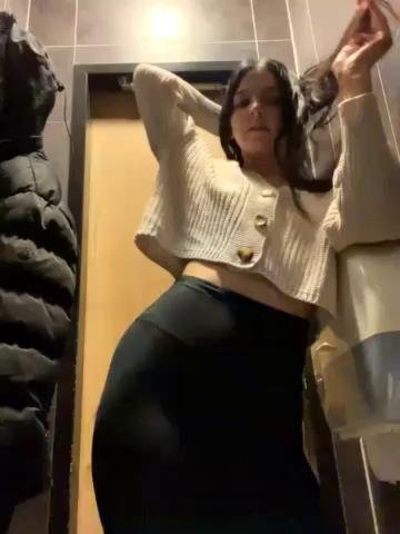 DoriDeluxe66Stripchat Porn Cam 2023-11-25