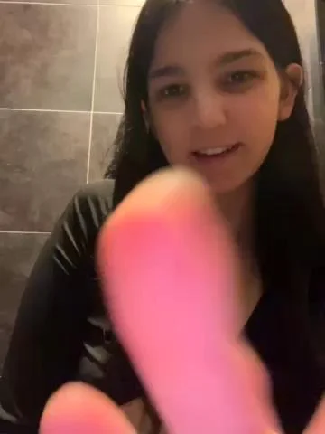DoriDeluxe66Stripchat Porn Cam 2023-12-10