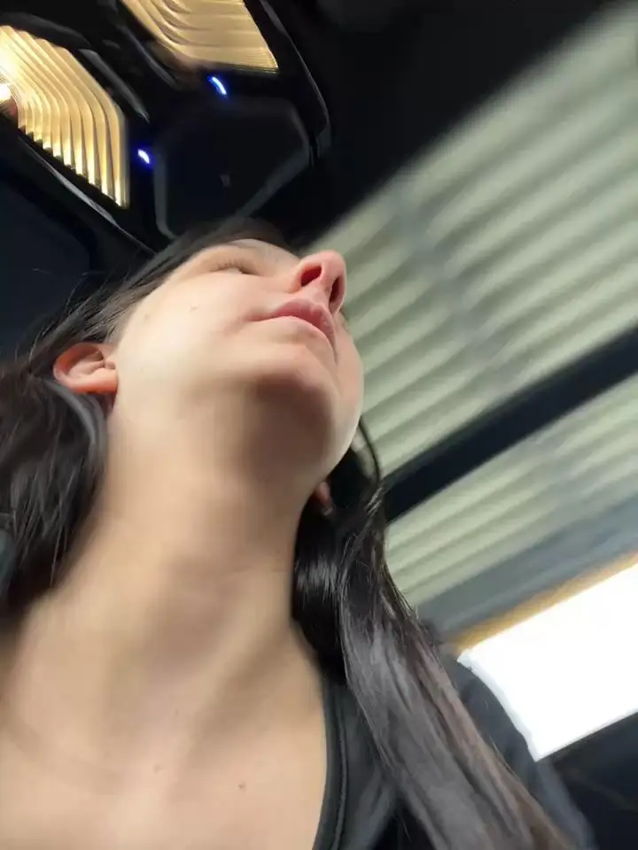 DoriDeluxe66Stripchat Porn Cam 2024-02-16