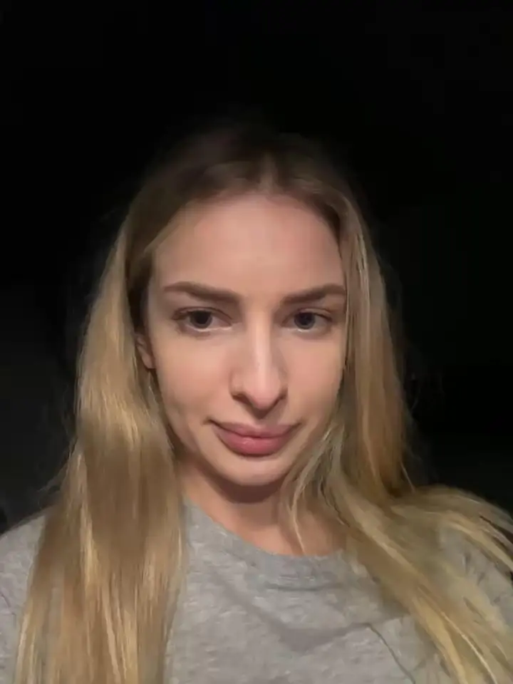 EvieEvansStripchat Porn Cam 2024-02-25