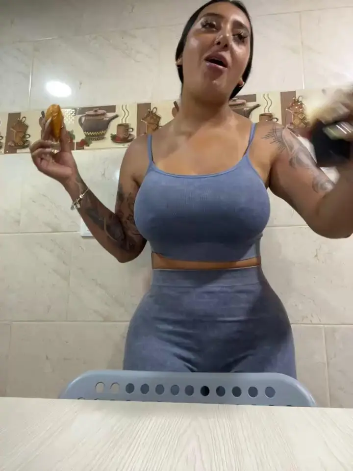 HannahoffStripchat Porn Cam 2024-01-09