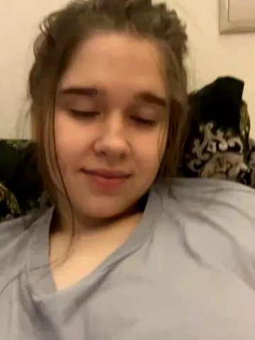 HornyGirlHStripchat Porn Cam 2023-09-24