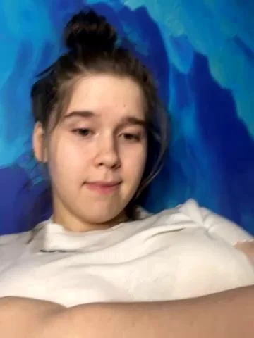 HornyGirlHStripchat Porn Cam 2023-12-08