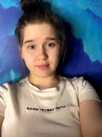 HornyGirlHStripchat Porn Cam 2023-12-08