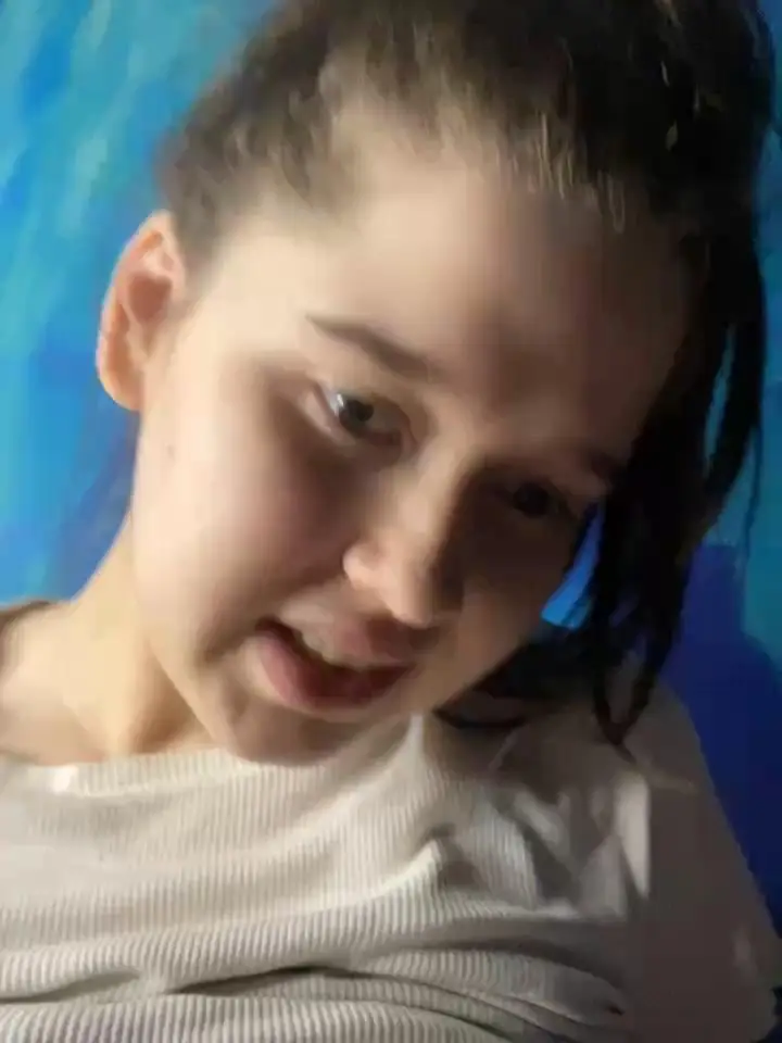 HornyGirlHStripchat Porn Cam 2024-01-03