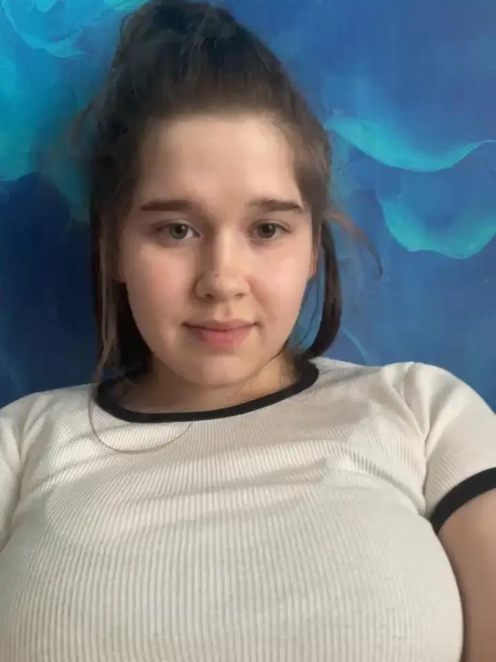 HornyGirlHStripchat Porn Cam 2024-02-11