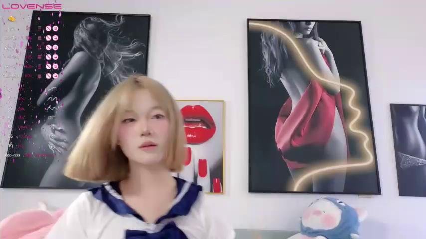 Huihui-66Stripchat Porn Cam 2023-12-12