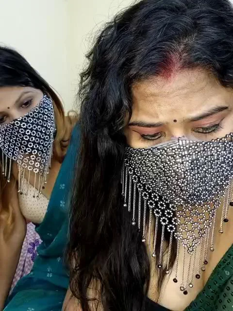 Indian_hotmilfsStripchat Porn Cam 2023-10-21