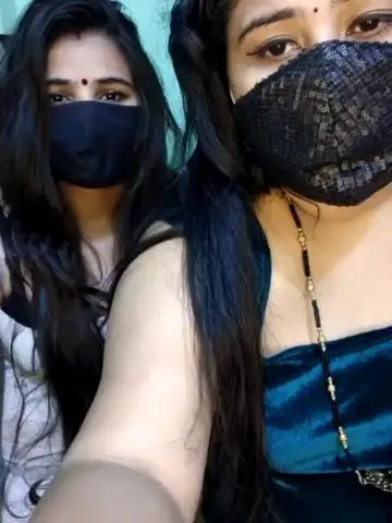 Indian_hotmilfsStripchat Porn Cam 2023-12-09
