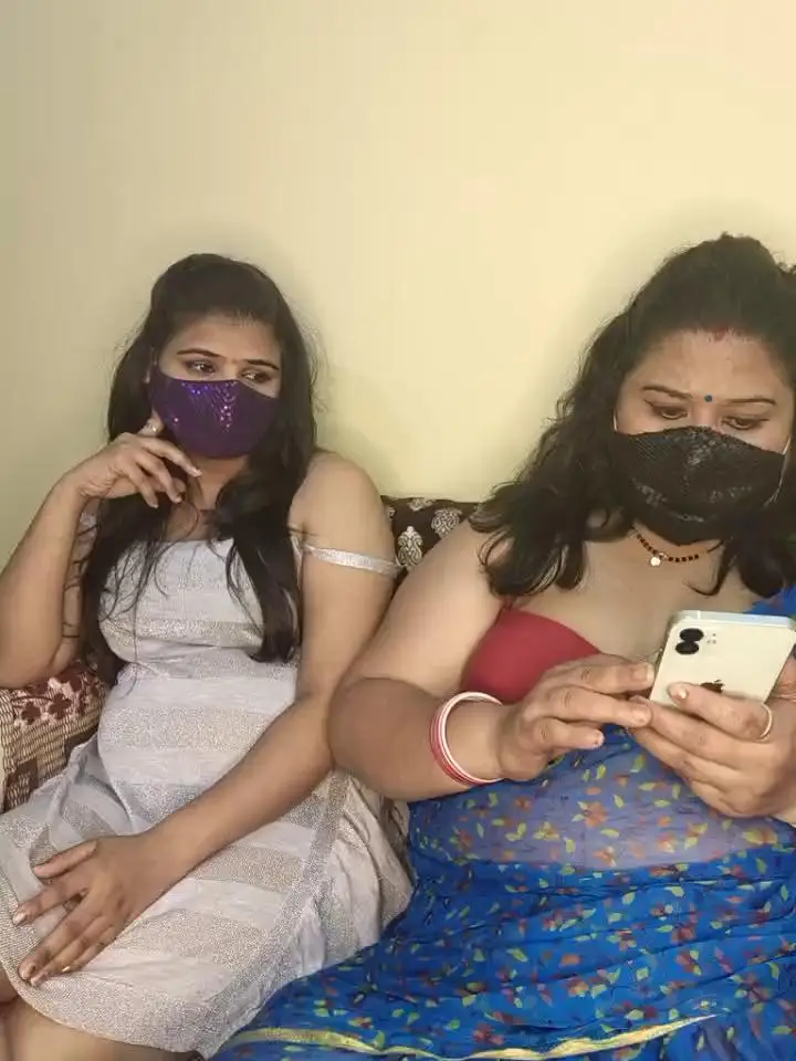 Indian_hotmilfsStripchat Porn Cam 2024-01-27