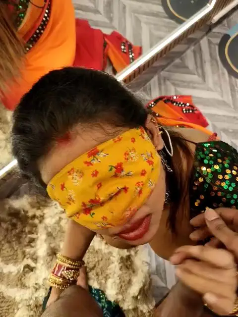 Indian_LisaStripchat Porn Cam 2024-01-09