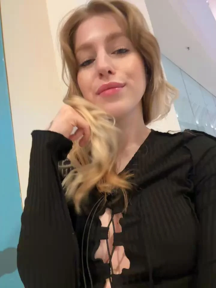 Kira_MiuStripchat Porn Cam 2024-01-14