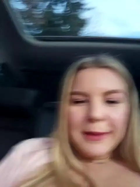 LaraBlondStripchat Porn Cam 2024-01-31